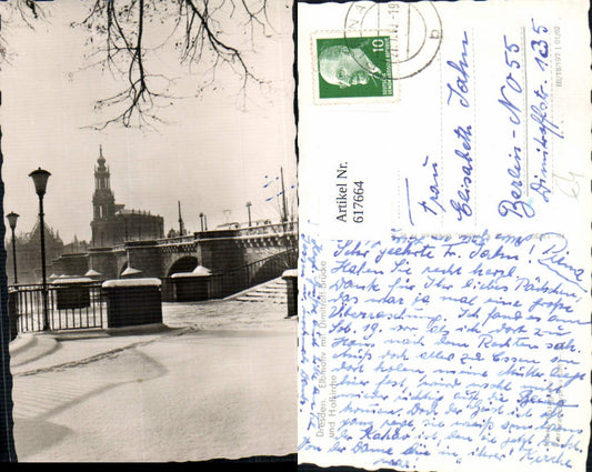 617664,Foto Ak Dresden Elbmotiv m. Dimitroff-Brücke u. Hofkirche Winteransicht
