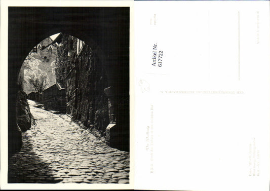 617722, Photo Ak Eisenach Wartburg View through the gatehouse in the front courtyard