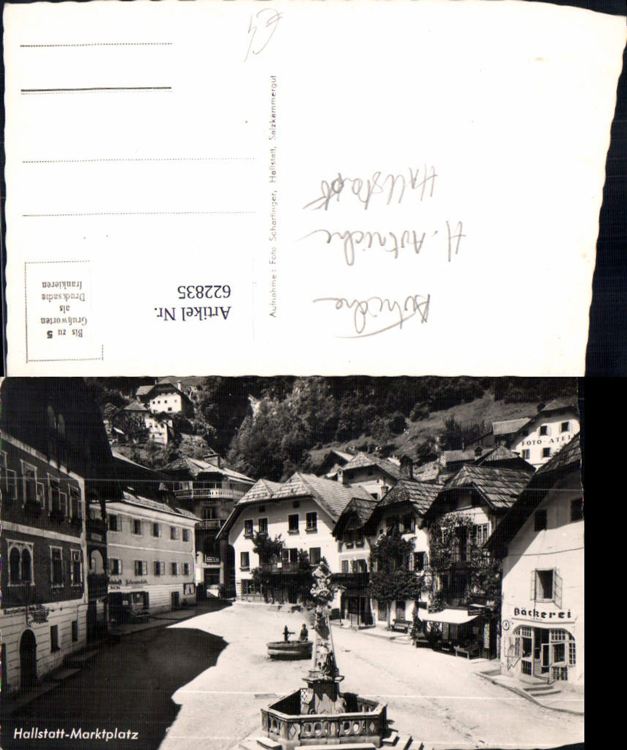 622835,Foto Ak Hallstatt Marktplatz Brunnen