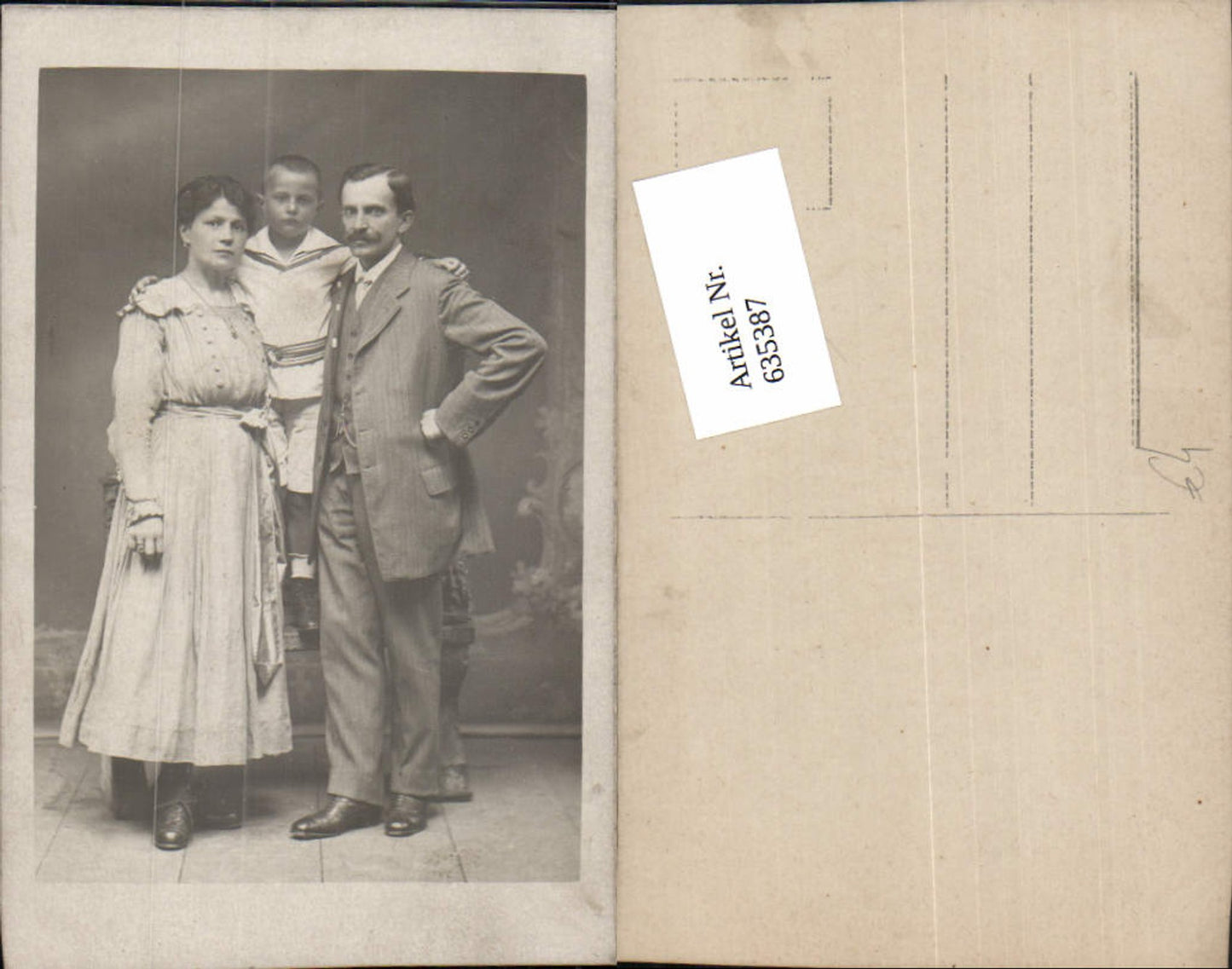 635387,Foto-AK Familie Frau Mann Vater Mutter Matrosenanzug Kind