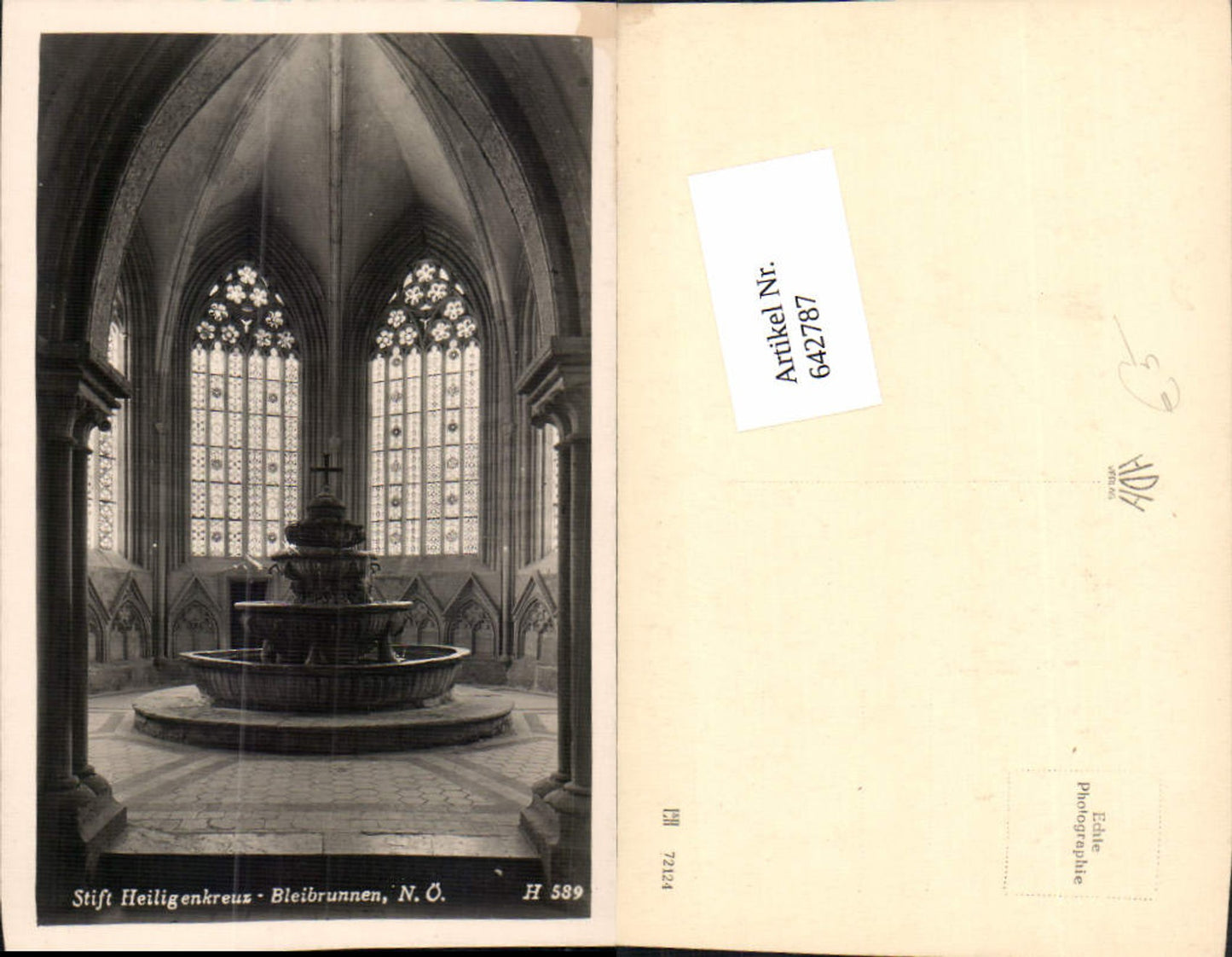642787,Stift Heiligenkreuz Bleibrunnen Brunnen