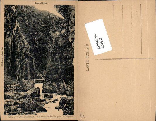 644637,Hautes Alpes Valgaudemar Les Oules du Diable La Chapelle