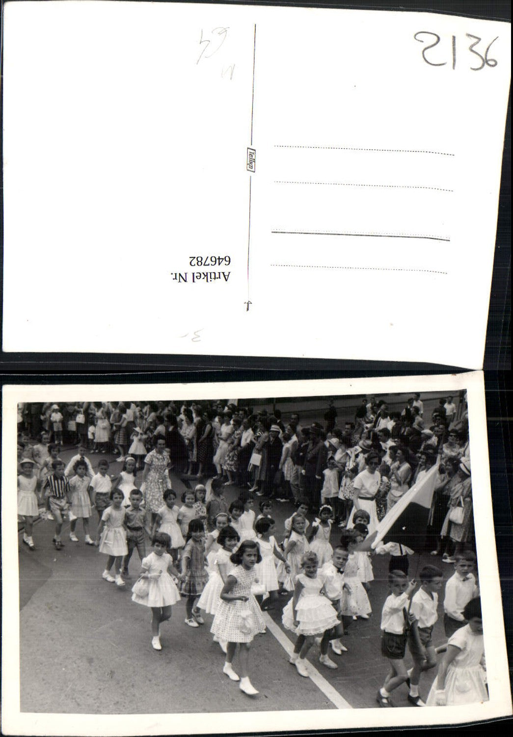 646782,Foto Ak Kinder Umzug Fahne