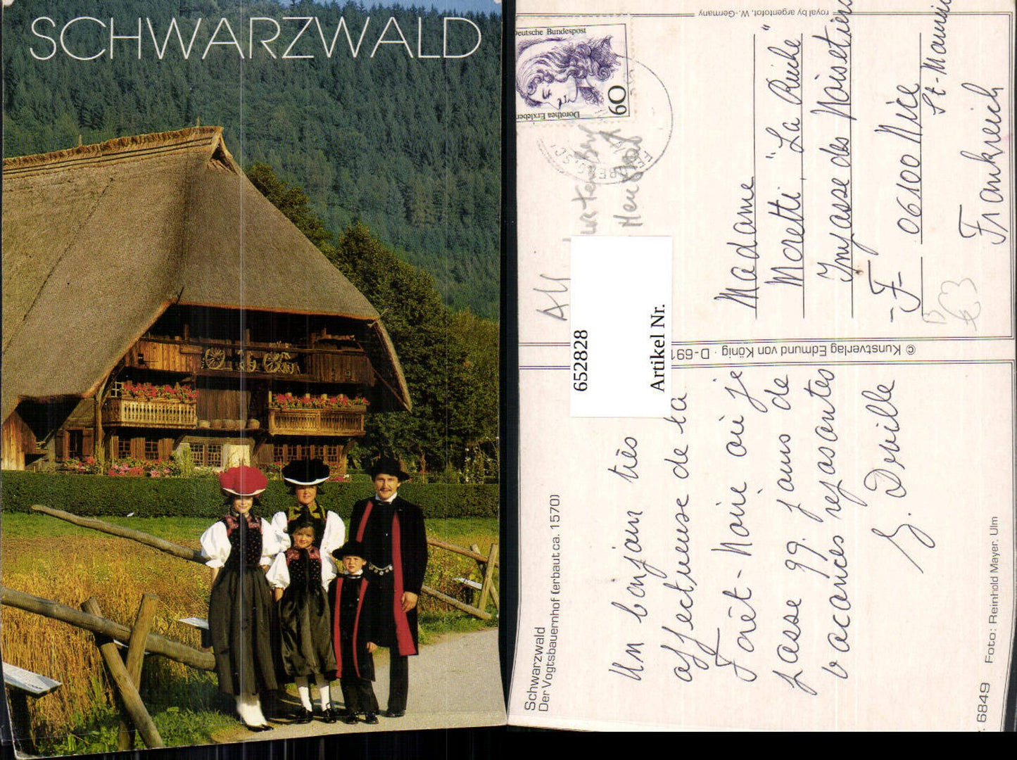 652828,Schwarzwald Vogtsbauernhof Tracht