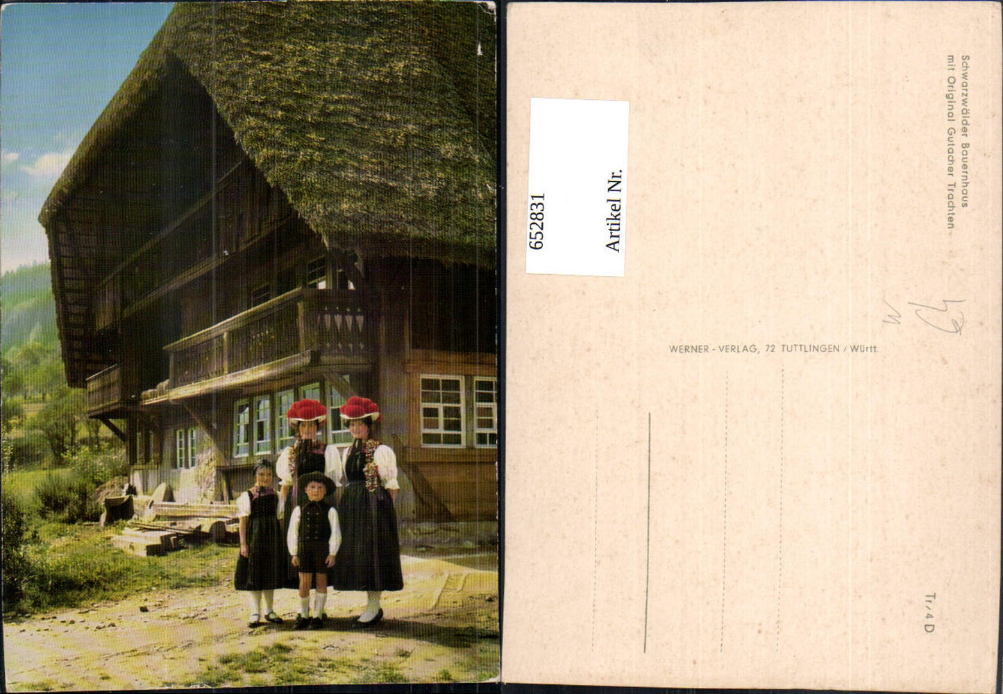 652831,Schwarzwälder Bauernhaus Gutacher Tracht Schwarzwald Gutach