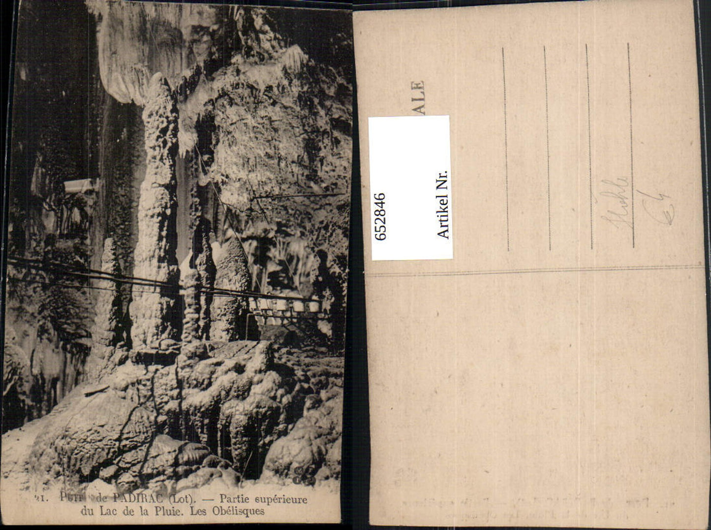 652846,Puit de Padirac Lot Superieure du Lac de al Pluie Les Obelisques Cave France
