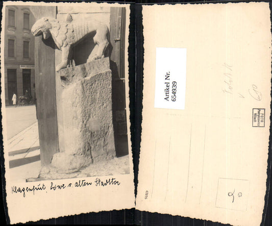 654939,Foto Ak Klagenfurt Löwe a. alten Stadttor Denkmal pub Foto Petrykiewicz