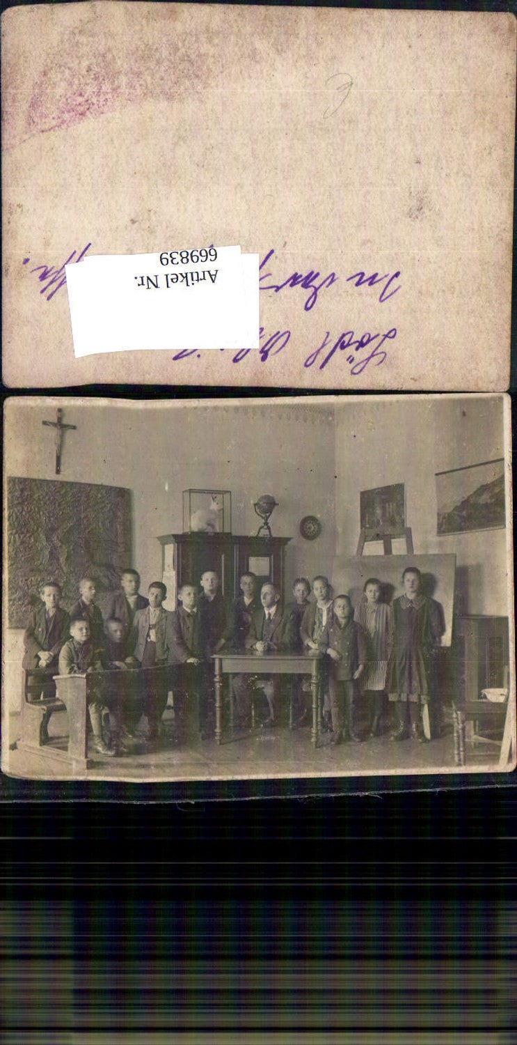 669839,Gruppenbild Kinder mit Lehrer Schule 5. Klasse