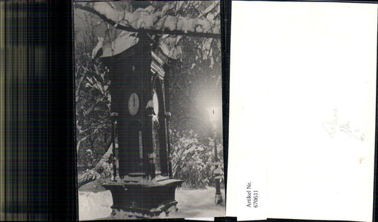670611,Foto Laterne Uhr im Winter b. Nacht