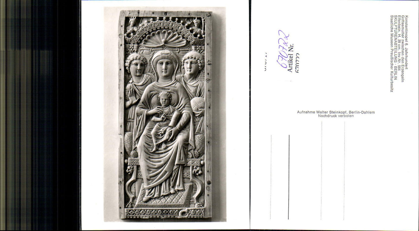 670722,Elfenbein Gottesmutter m. Erzengeln Berlin Museum Skulpur