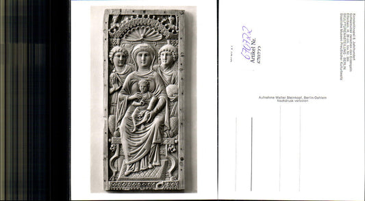 670722,Elfenbein Gottesmutter m. Erzengeln Berlin Museum Skulpur