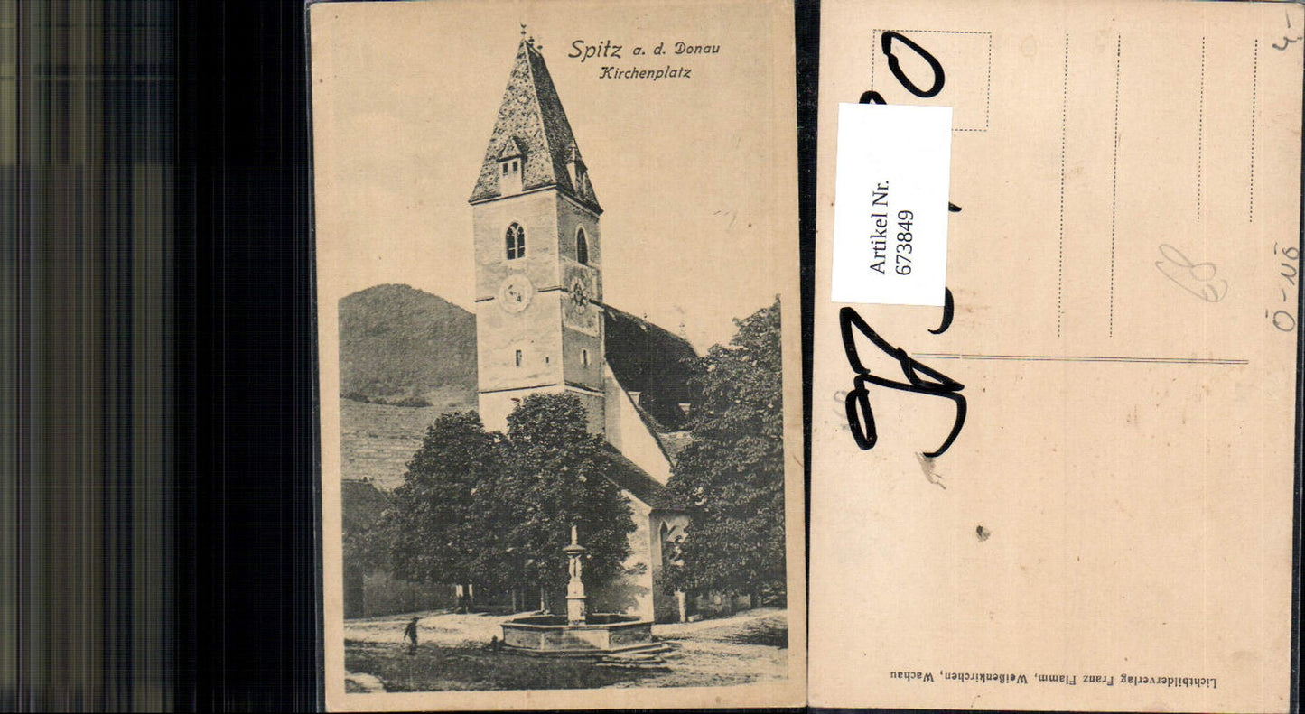 673849,Spitz a. d. Donau Kirchenplatz Brunnen Kirche Wachau