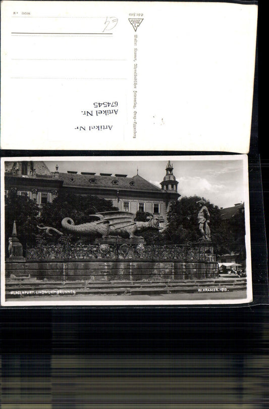 674545,Klagenfurt Lindwurm Lindwurmdenkmal