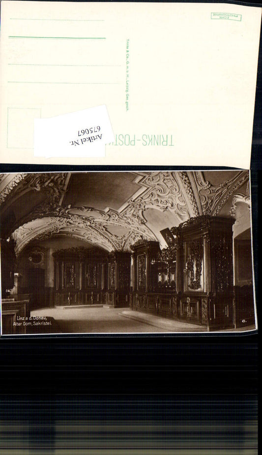 675067,Linz an der Donau Alter Dom Sakristei