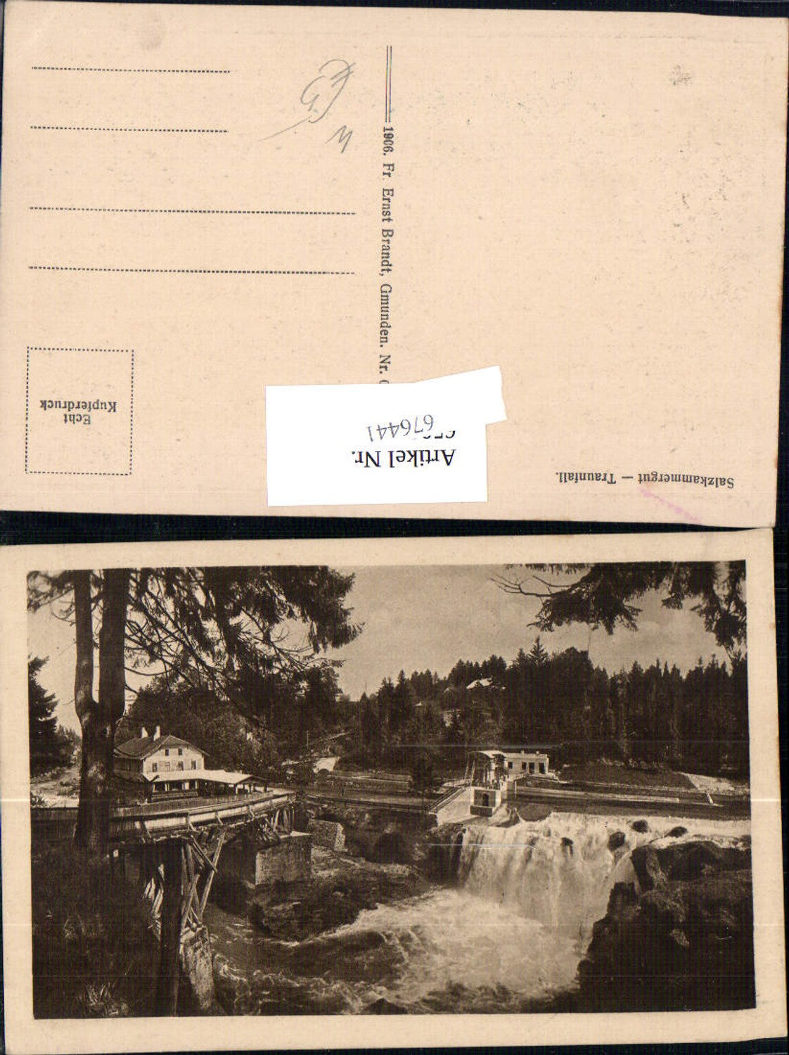 676441,Traunfall bei Roitham Gmunden