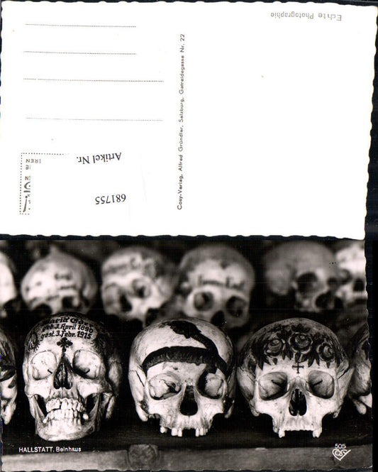 681755 Hallstatt Beinhaus Totenkopf Tod