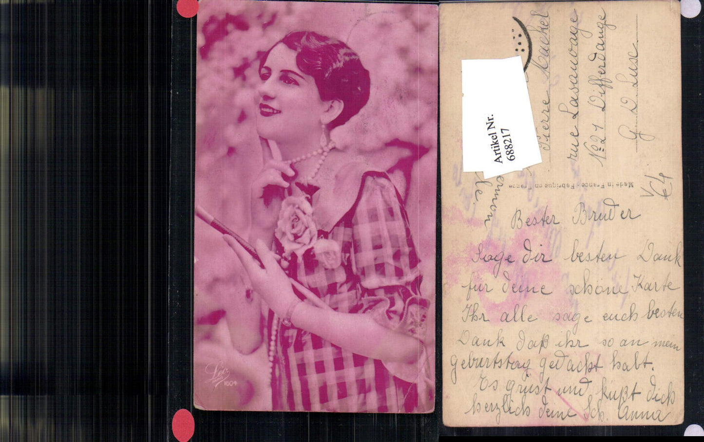 688217 tolle Foto-AK Glamour Frau Kette Perlenkette Halskette Rosen pub Leo Paris 1604