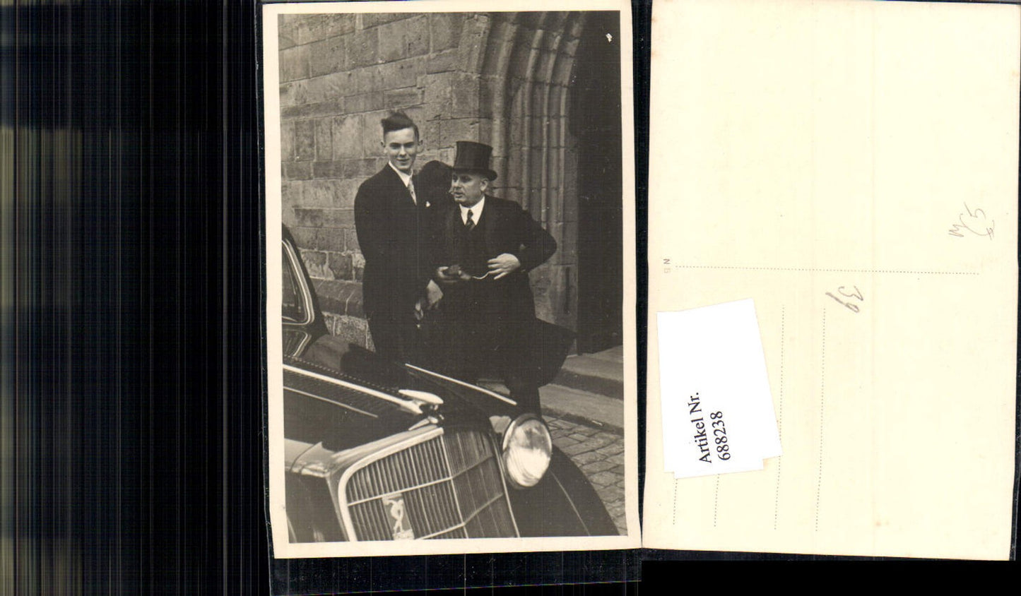 688238 tolle Foto-AK Mann Hut Zylinder Auto Oldtimer