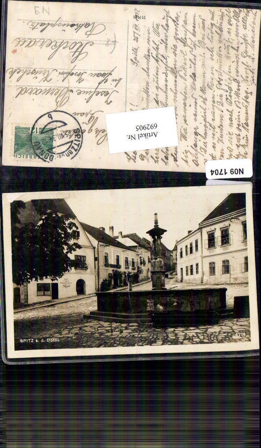 692905 Spitz an der Donau Wachau Brunnen Marktplatz