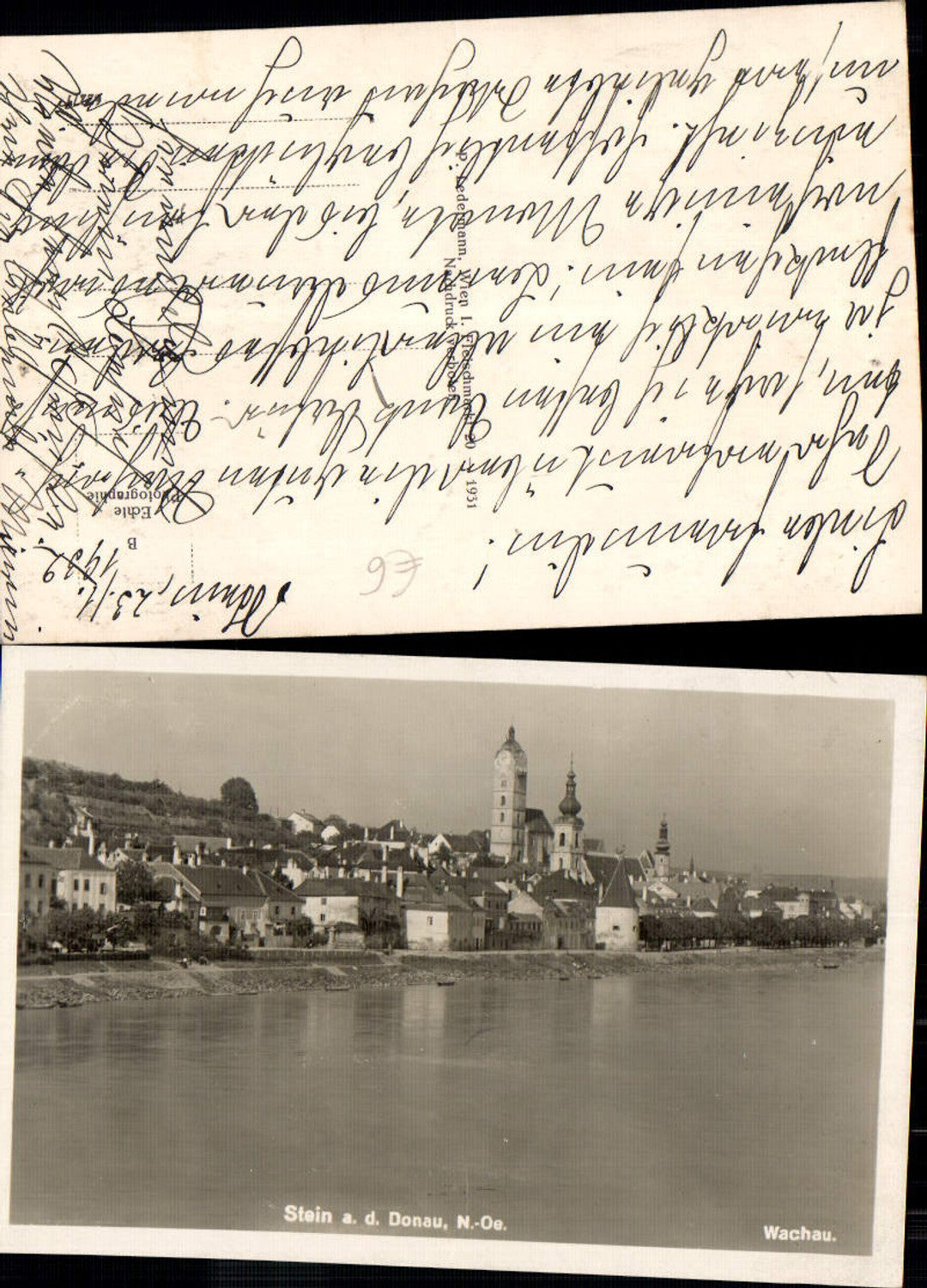 701191 Photo postcard Stein an der Donau near Krems riverbank