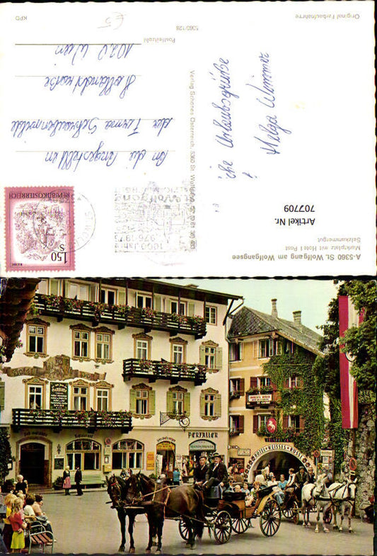707709 St. Wolfgang in the Salzkammergut, Wolfgangsee, market square with Hotel Post, carriage